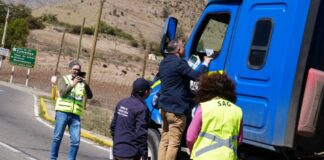 Autoridades de Vicuña y del agro coordinan acciones de prevención por la Mosca de la Fruta