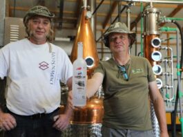 Aysén - Vodka Kawesqar conquista paladares del mundo con doblegalardón en los prestigiosos SIP Awards 2025