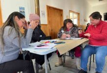 Potenciando el emprendimiento en Puyuhuapi a través de la Escuela de Mujeres Empresarias