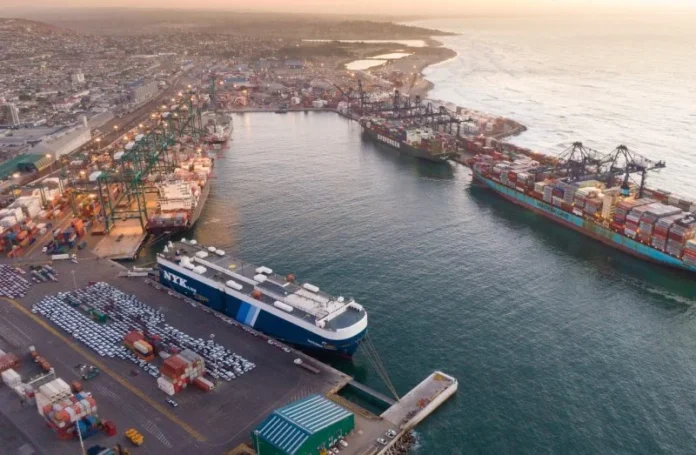 Comercio exterior marítimo chileno crece 8,4% en valor y 4% en toneladas en el primer semestre de 2025