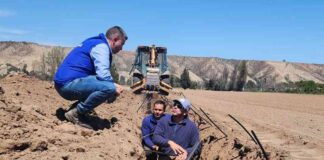 Agricultor de Ovalle optimizará el agua para sus cultivos mediante innovador sistema de riego subterráneo bonificado por la CNR