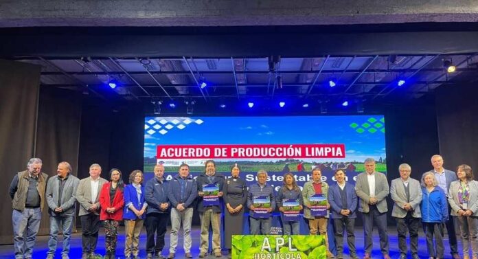 La Araucanía impulsa una horticultura sostenible con Acuerdo de Producción Limpia
