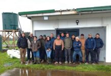 Productores lecheros uruguayos visitan INIA Remehue