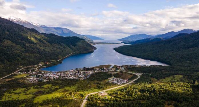 Puyuhuapi obtiene certificación Green Destinations Plata: Aysén suma su segundo destino líder en turismo sustentable en Chile con apoyo de Corfo