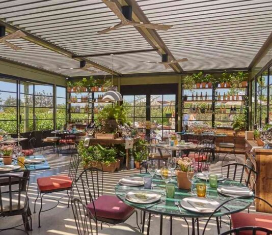 Botánico de Viña Casas del Bosque gana premio mundial Best Of Wine Tourism 2025 como Mejor Experiencia Gastronómica