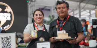 Productora caprina de Ovalle Yasna Molina ganó medalla de bronce en mundial de quesos realizado en Suiza Productora caprina de Ovalle Yasna Molina ganó medalla de bronce en mundial de quesos realizado en Suiza