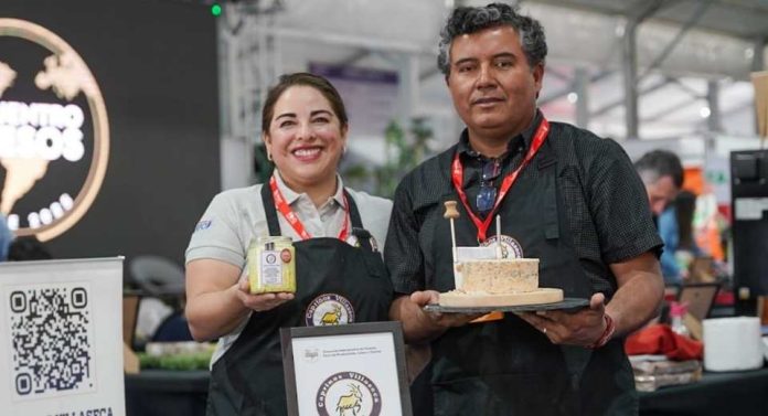 Productora caprina de Ovalle Yasna Molina ganó medalla de bronce en mundial de quesos realizado en Suiza Productora caprina de Ovalle Yasna Molina ganó medalla de bronce en mundial de quesos realizado en Suiza