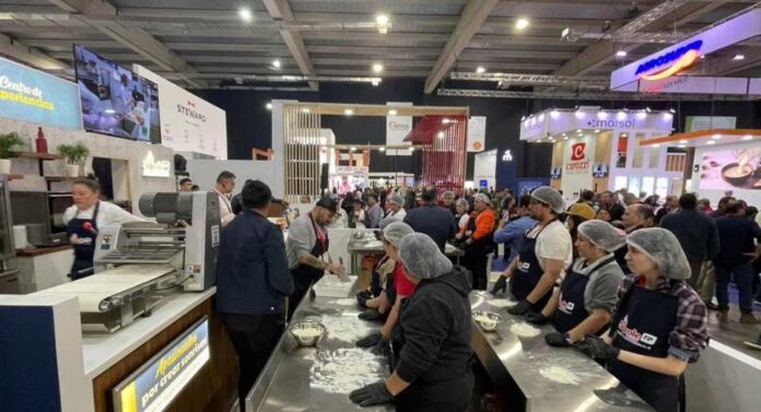 Soprole Food Professionals lanza recetario con las creaciones más destacadas de su Centro de Experiencias