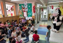 Aproleche Osorno acompaña esta Navidad a niños de la provincia con entrega de productos lácteos Aproleche Osorno acompaña esta Navidad a niños de la provincia con entrega de productos lácteos