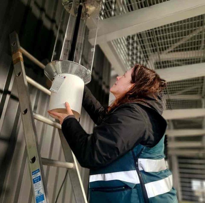 SAG MAGALLANES REFUERZA VIGILANCIA FORESTAL CON LA INSTALACIÓN DE TRAMPAS DE MONITOREO