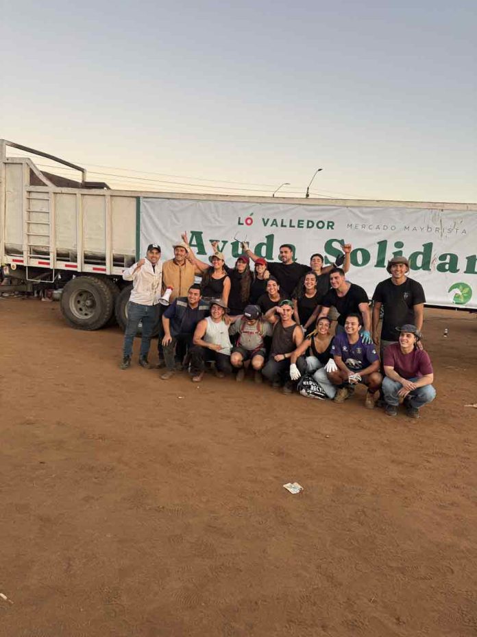Camión solidario de Mercado Mayorista Lo Valledor, Consorcio Santa Marta y Fundación REALIM ayuda a más de 1.000 personas en Biobío