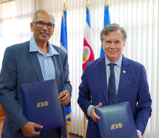 Muhammad Ibrahim sucede a Manuel Otero como Director General del IICA con misión de fortalecer papel de la agricultura de las Américas como garante de la seguridad alimentaria global