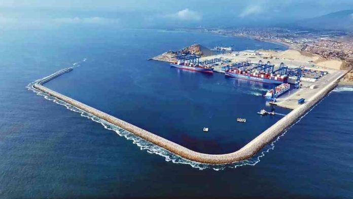 Puerto de Chancay no alcanza meta de TEU transferidos prevista para 2025