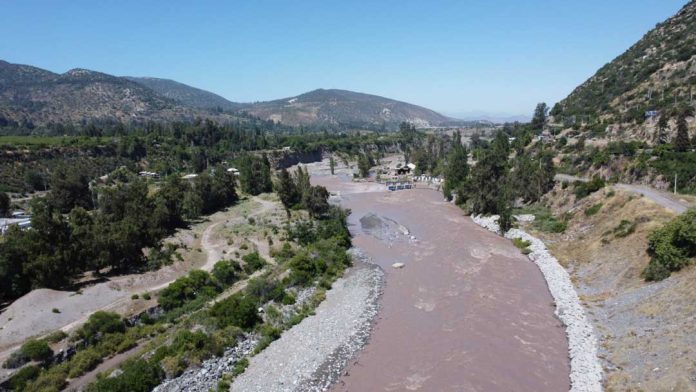 caudal cuanta agua recibe cada usuario
