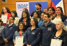 INDAP y la Seremi de Salud entregaron 31 resoluciones sanitarias a productores campesinos de La Araucanía INDAP y la Seremi de Salud entregaron 31 resoluciones sanitarias a productores campesinos de La Araucanía