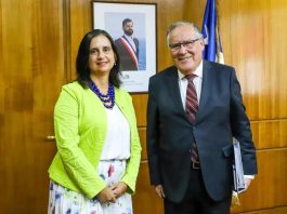 Ministra Ignacia Fernández se reúne con Jaime Campos para iniciar el traspaso en el Ministerio de Agricultura