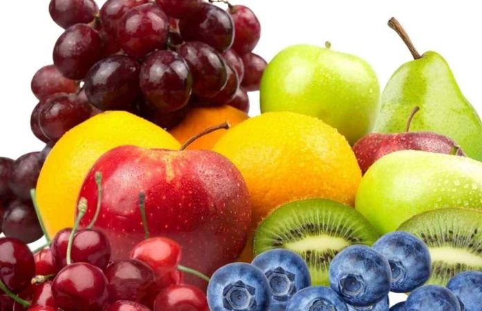 Publican Catastros Frutícolas de las regiones Metropolitana y Valparaíso : Cerezas, uvas y paltas las principales especies plantadas