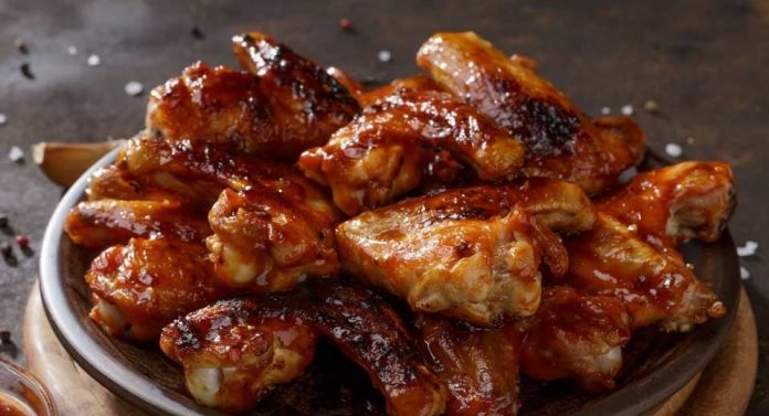 Super Bowl Agrosuper envía alrededor de 60 millones de alitas de pollo a Estados Unidos en la previa del evento deportivo