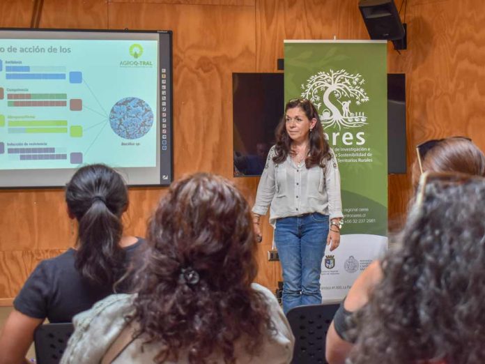 Agricultores de la región se capacitan en manejo de suelos y bioinsumos en Centro Ceres