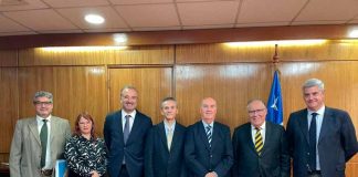 Directiva de Chilehuevos se reunió con Ministro de Agricultura