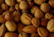 Unión Europea | Unión de Uniones pide a la UE frenar un reglamento que abre la puerta a frutos secos de EE.UU. sin aranceles Unión Europea Unión de Uniones pide a la UE frenar un reglamento que abre la puerta a frutos secos de EE.UU. sin aranceles