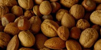 Unión Europea | Unión de Uniones pide a la UE frenar un reglamento que abre la puerta a frutos secos de EE.UU. sin aranceles Unión Europea Unión de Uniones pide a la UE frenar un reglamento que abre la puerta a frutos secos de EE.UU. sin aranceles