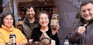 Agricultora Patricia Delgado renovó el Sello Manos Campesinas con productos de calafate y ruibarbo