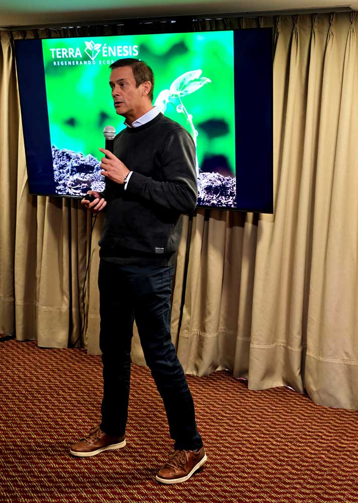 Agricultura regenerativa y gestión hídrica: Carlos Meza expone estrategias de adaptación climática en Seminario de la industria semillera 2026, en Chile. Programa de Difusión Tecnológica "Tecnologías de adaptación al Cambio Climático para la industria de la Semilla"