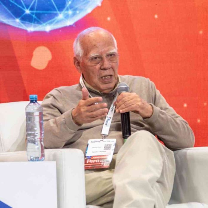 Daniel Díaz “En arándano, los reguladores de crecimiento solo expresan su potencial si existe una buena nutrición” Daniel Díaz: “En arándano, los reguladores de crecimiento solo expresan su potencial si existe una buena nutrición”