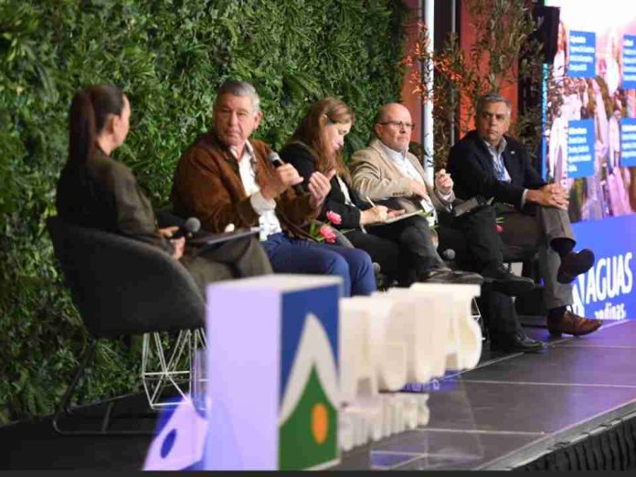 Expertos alertan por impacto de sequías prolongadas con un llamado a reforzar la seguridad y adaptación hídrica 