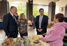 Feria Campesina de Los Ángeles potencia producción de pequeños agricultores de la provincia de Biobío 