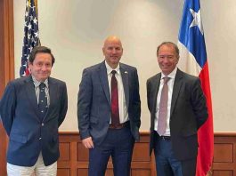 Frutas de Chile se reúne con Embajador de Estados Unidos en Chile