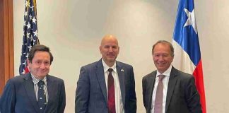 Frutas de Chile se reúne con Embajador de Estados Unidos en Chile