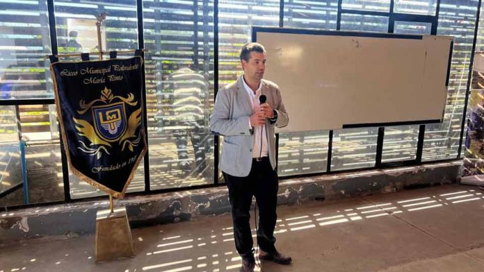 MINISTERIO DE AGRICULTURA PRESENTA AL NUEVO SEREMI DE LA REGIÓN METROPOLITANA CON FOCO EN SEGURIDAD HÍDRICA Y DESARROLLO RURAL SOSTENIBLE