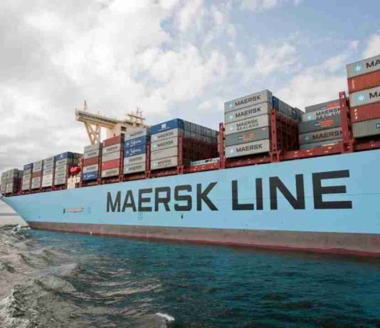 Maersk suspende seguros especiales para carga refrigerada en Oriente Medio por inestabilidad operativaión frutícola