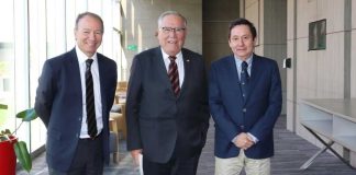 Ministro de Agricultura se reúne con Directorio de Frutas de Chile Ministro de Agricultura se reúne con Directorio de Frutas de Chile