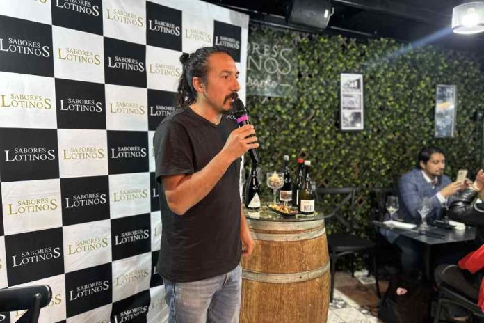 Nuevo hito para el Enoturismo del Biobío Nuevo hito para el Enoturismo del Biobío: Viticultor Roberto Henríquez se une a Sabores Lotinos