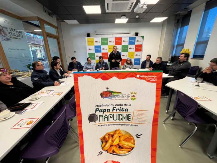 Articulan trabajo público-privado para que Nacimiento se posicione como la cuna de la Papa Frita Mapuche Articulan trabajo público-privado para que Nacimiento se posicione como la cuna de la Papa Frita Mapuche