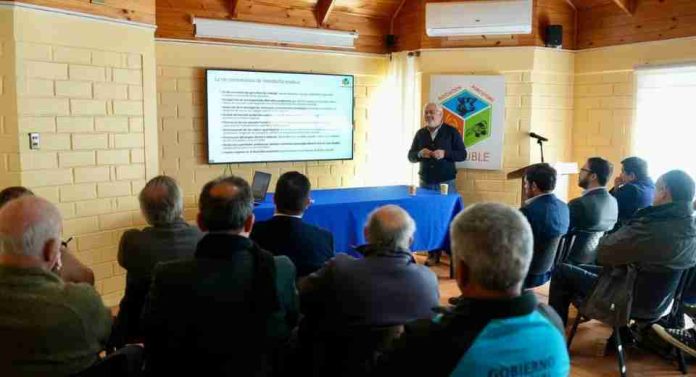 Gobierno anuncia línea especial de financiamiento que permitirá apoyar la reconversión de productores remolacheros de Ñuble Gobierno anuncia línea especial de financiamiento que permitirá apoyar la reconversión de productores remolacheros de Ñuble