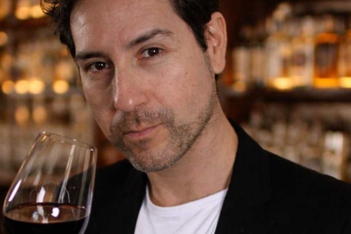 Javier Soto Miranda El chileno que hoy define tendencias en la industria mundial del vino Javier Soto Miranda El chileno que hoy define tendencias en la industria mundial del vino