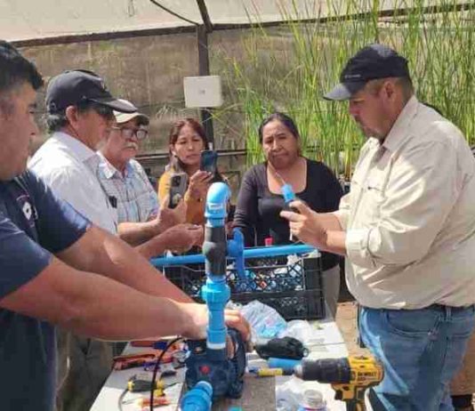 LabAncestral capacita a agricultores del Tamarugal en riego automatizado