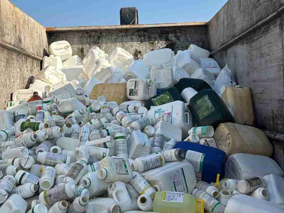 Molina se suma al reciclaje agrícola: más de una tonelada de envases de fitosanitarios con triple lavado, fueron recuperados en jornada intersectorial Molina se suma al reciclaje agrícola: más de una tonelada de envases de fitosanitarios con triple lavado, fueron recuperados en jornada intersectorial