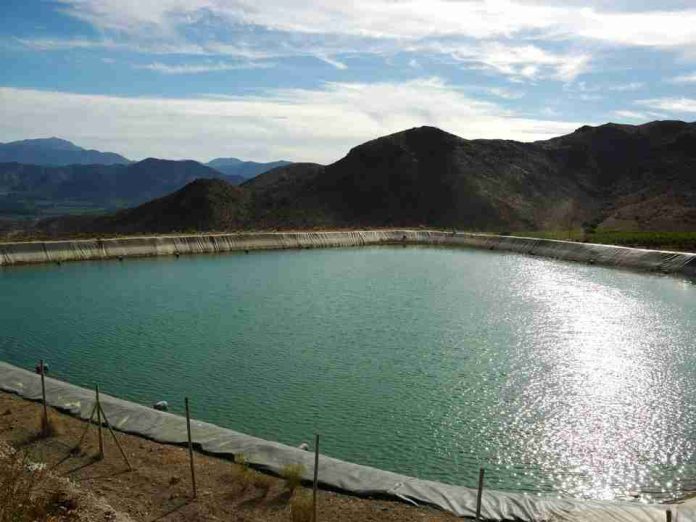 Atención regantes de Atacama y Coquimbo CNR abrió concurso por $1.400 millones para impulsar obras de acumulación y fortalecer la seguridad hídrica Atención regantes de Atacama y Coquimbo: CNR abrió concurso por $1.400 millones para impulsar obras de acumulación y fortalecer la seguridad hídrica