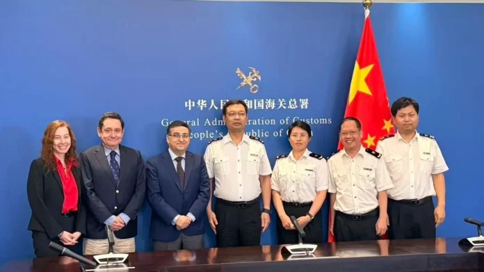 China1-2026 SAG y Frutas de Chile logran acuerdos para avanzar en materias logísticas y optimizar la llegada de las frutas frescas chilenas a China