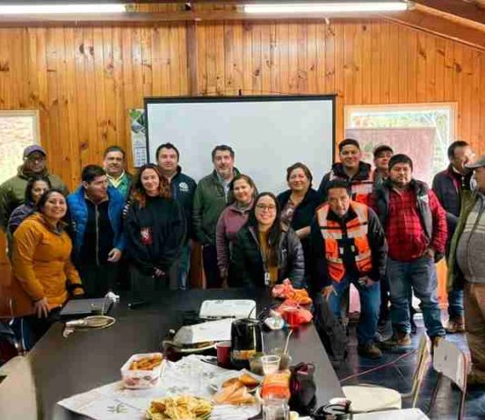 Crisis hídrica e incendios forestales: convenio entre UCT y Municipio de Cholchol proyecta soluciones para familias de sectores rurales Crisis hídrica e incendios forestales: convenio entre UCT y Municipio de Cholchol proyecta soluciones para familias de sectores rurales