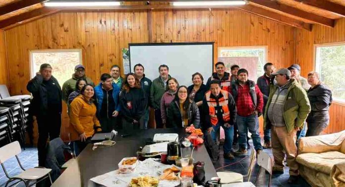 Crisis hídrica e incendios forestales: convenio entre UCT y Municipio de Cholchol proyecta soluciones para familias de sectores rurales