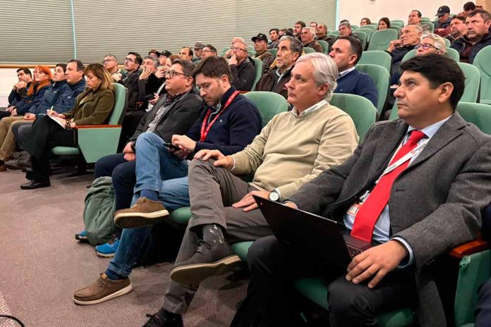 Ministerio de Agricultura sostuvo reunión clave para presentar alternativas productivas a agricultores remolacheros Ministerio de Agricultura sostuvo reunión clave para presentar alternativas productivas a agricultores remolacheros