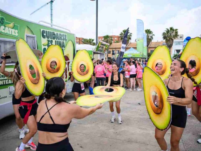Europa La Organización Mundial del Aguacate lanza su mayor campaña de verano en Europa . Europa | La Organización Mundial del Aguacate lanza su mayor campaña de verano en Europa .