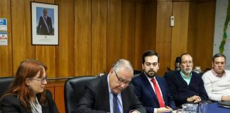 Ministro Jaime Campos firmó el decreto que formaliza el Comité técnico público privado de apoyo y fortalecimiento del cooperativismo agroalimentario y rural