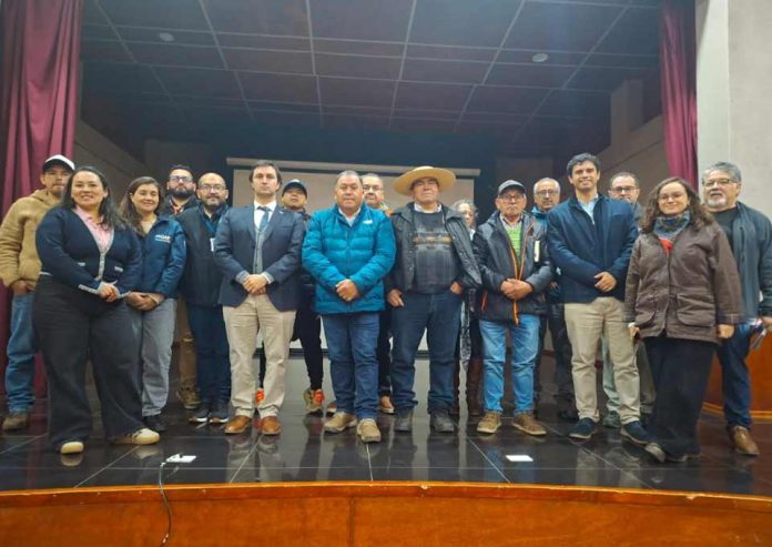 Ñuble Servicios del agro fortalecen la gestión hídrica en la provincia de Itata junto a productores y municipios Ñuble Servicios del agro fortalecen la gestión hídrica en la provincia de Itata junto a productores y municipios